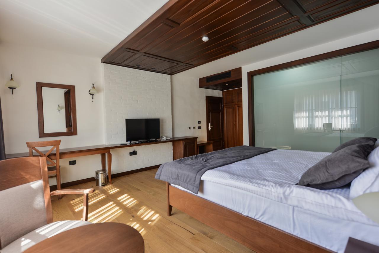 Hotel Barleti Prizren Ngoại thất bức ảnh